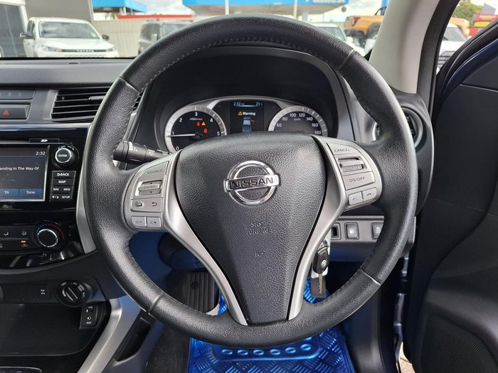 2017 Nissan Navara ST