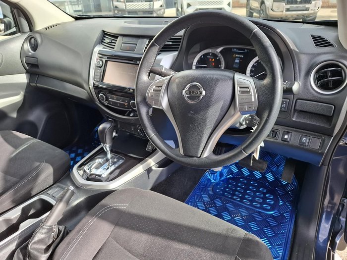 2017 Nissan Navara ST