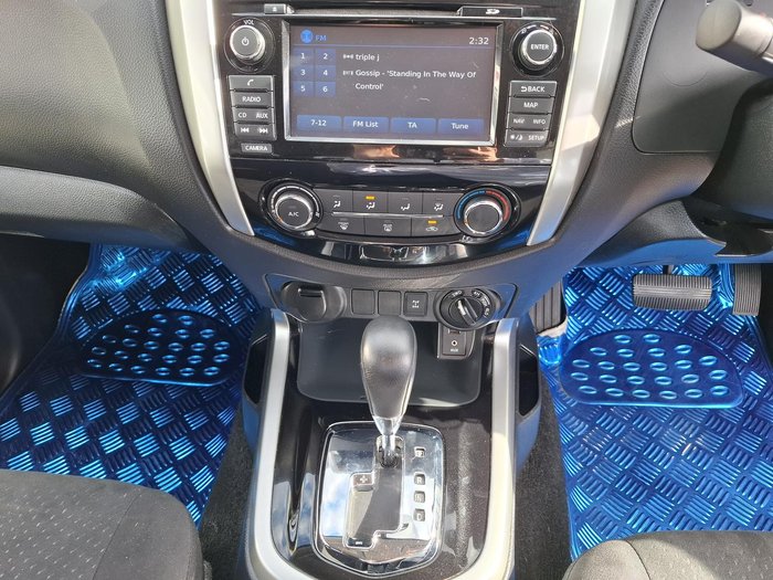 2017 Nissan Navara ST