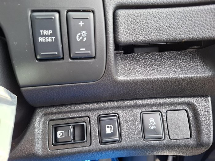 2017 Nissan Navara ST