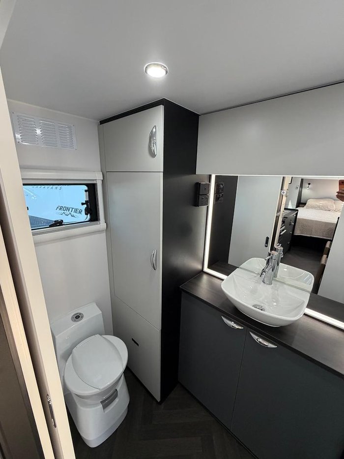2026 ROADHOUSE CARAVANS Frontier 19.6ft Semi Off Road
