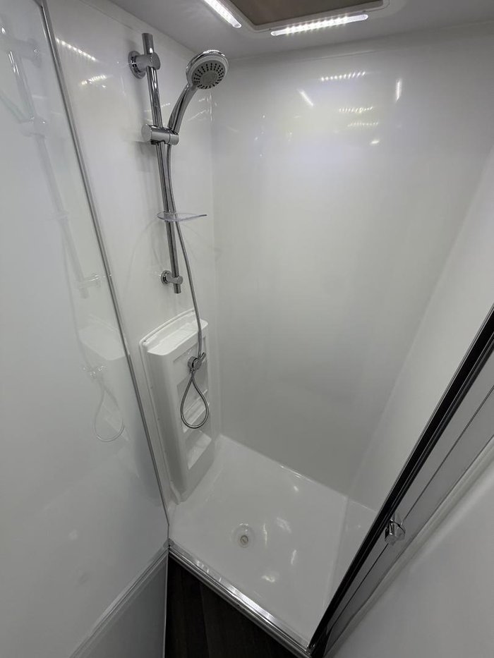 2026 ROADHOUSE CARAVANS Frontier 19.6ft Semi Off Road