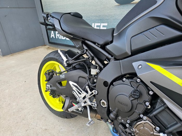 2018 Yamaha MT-10A GREY