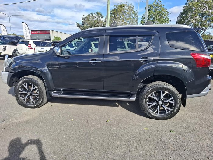 2019 Isuzu MU-X LS-T