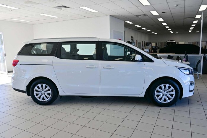 2020 Kia Carnival S