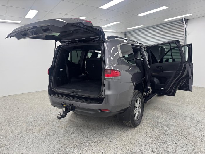 2022 Toyota Landcruiser VX FJA300R 4X4 Dual Range Graphite