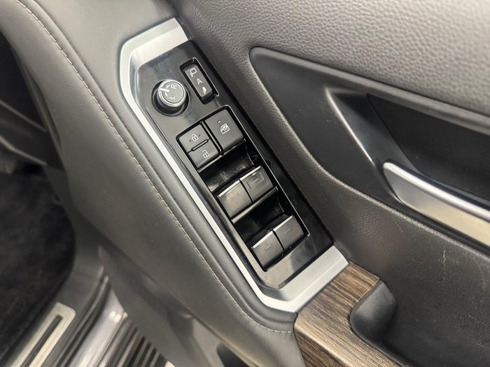 2022 Toyota Landcruiser VX FJA300R 4X4 Dual Range Graphite