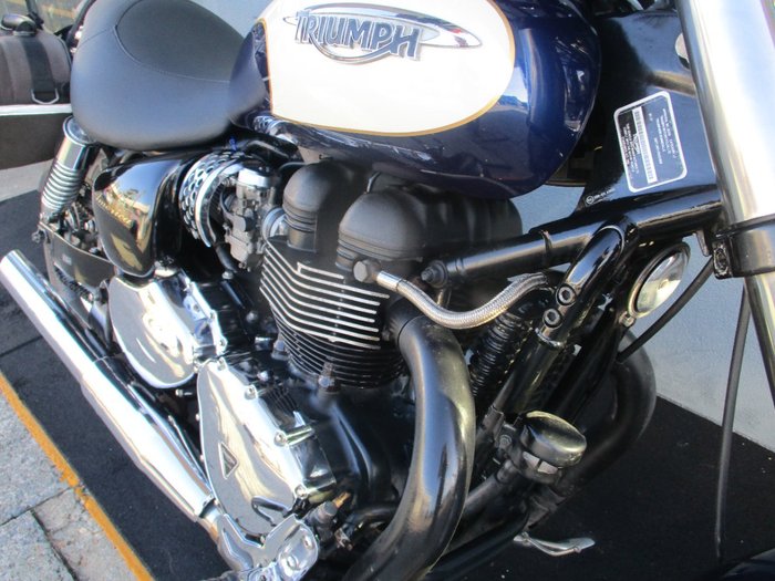 2008 Triumph AMERICA BLUE
