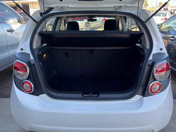 2015 Holden Barina CD TM MY16 Summit White