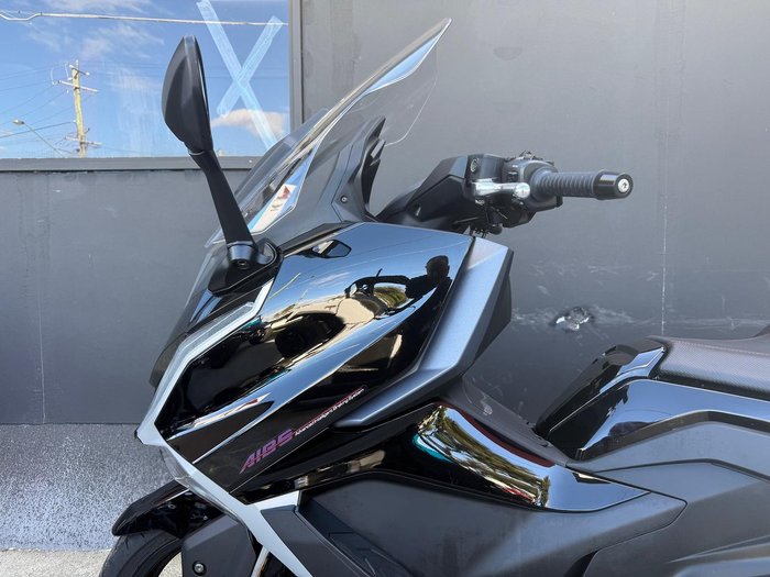 2025 Kymco AK 550 Premium