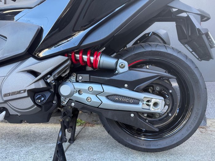 2025 Kymco AK 550 Premium