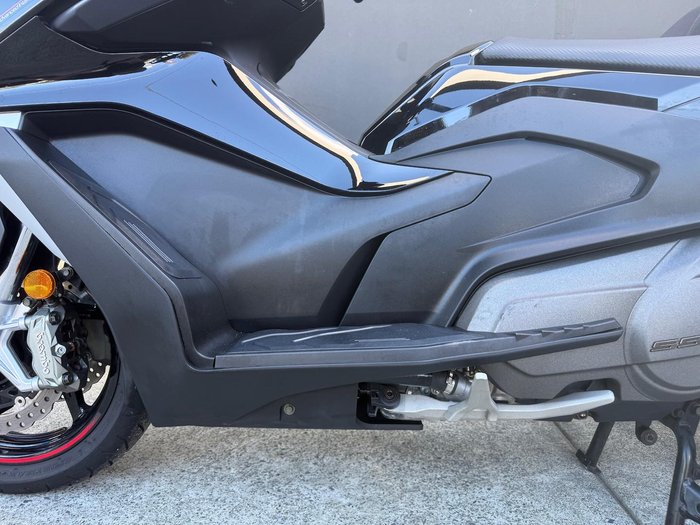 2025 Kymco AK 550 Premium