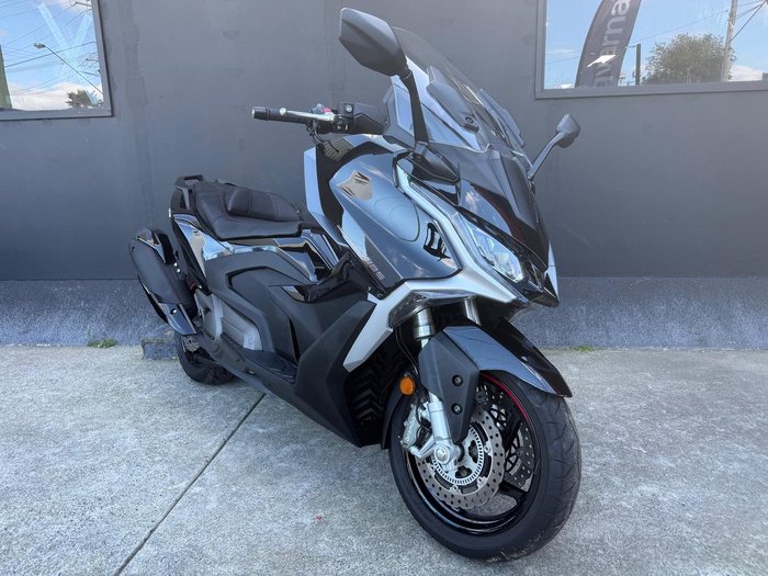 2025 Kymco AK 550 Premium