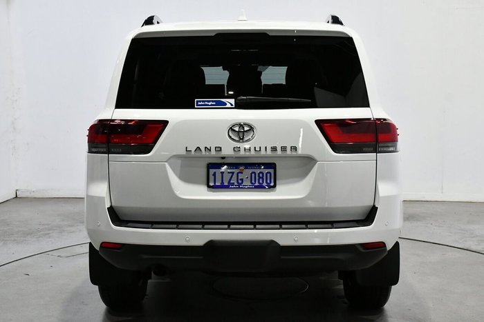 2025 Toyota Landcruiser VX