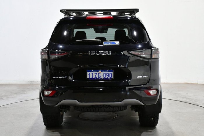 2023 Isuzu MU-X LS-T