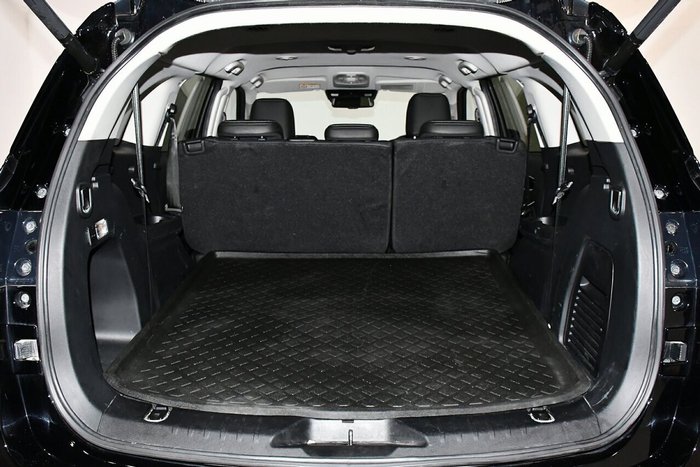 2023 Isuzu MU-X LS-T