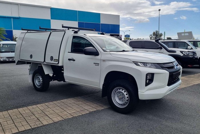 2020 Mitsubishi Triton