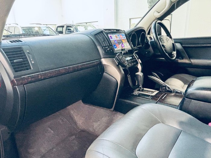 2012 Toyota Landcruiser VX
