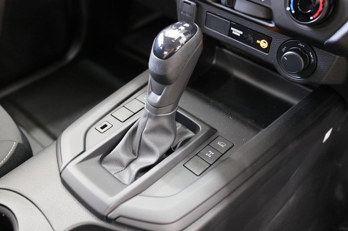 2025 Isuzu D-MAX SX