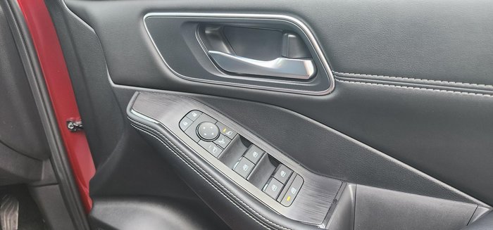 2025 Nissan X-TRAIL ST-L