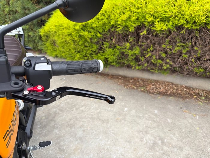 2022 DUCATI SCRAMBLER 1100 Yellow