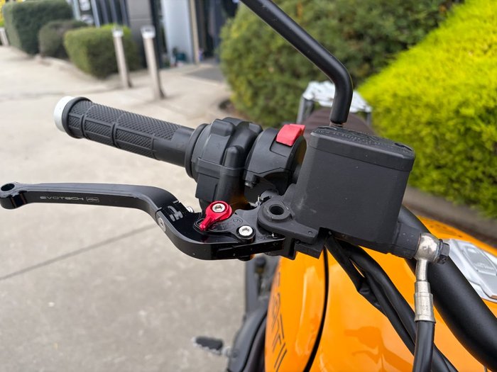2022 DUCATI SCRAMBLER 1100 Yellow