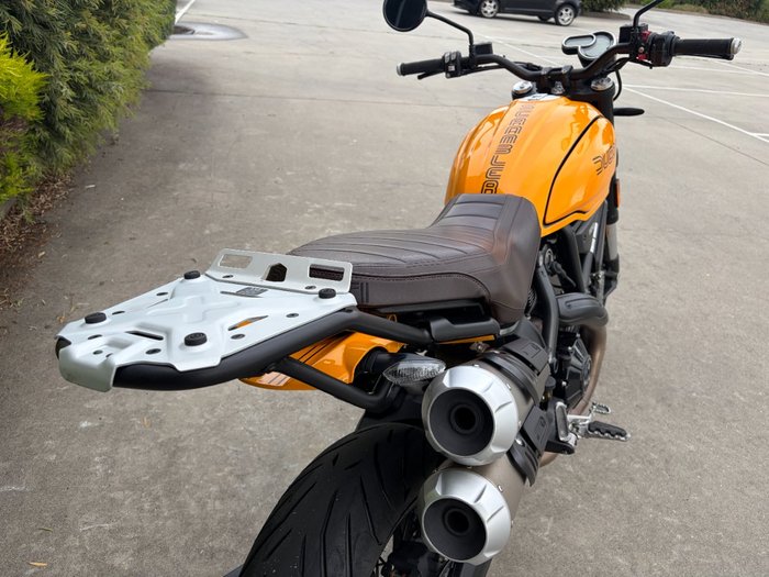 2022 DUCATI SCRAMBLER 1100 Yellow