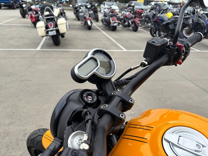2022 DUCATI SCRAMBLER 1100 Yellow