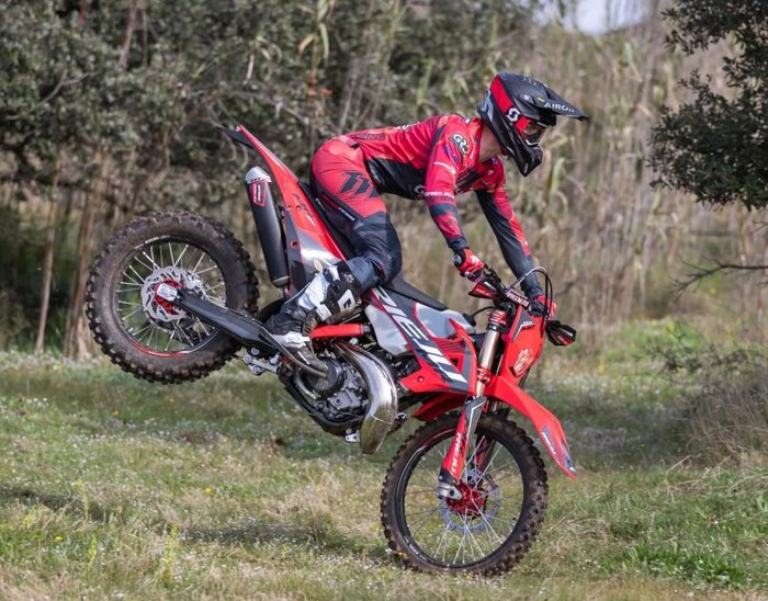 2026 Rieju MR Pro 300i