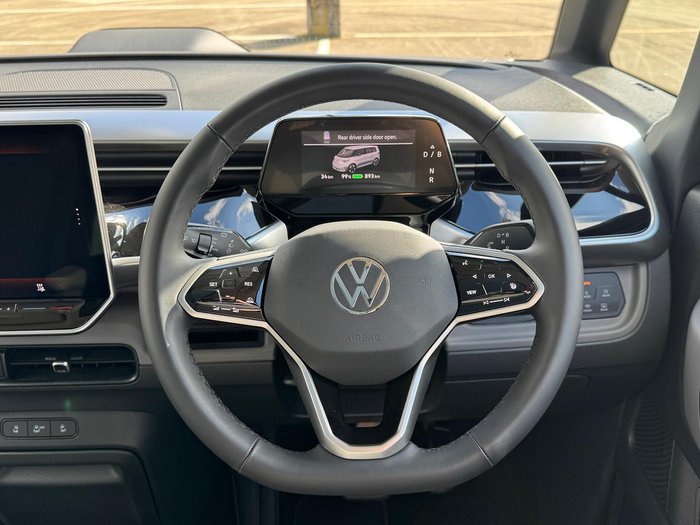 2024 Volkswagen ID. Buzz Pro BEV560