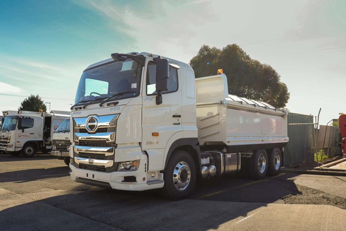 2025 Hino 700 Series FS 2632