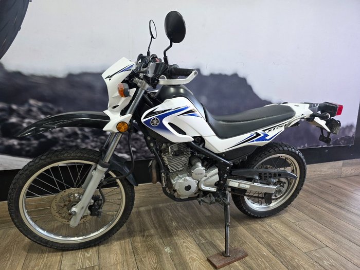 2009 Yamaha XT250 WHITE