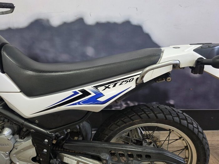 2009 Yamaha XT250 WHITE