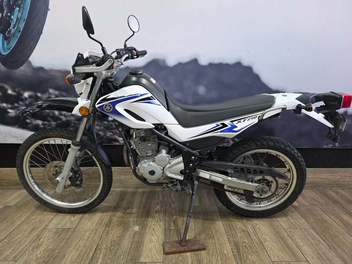 2009 Yamaha XT250 WHITE