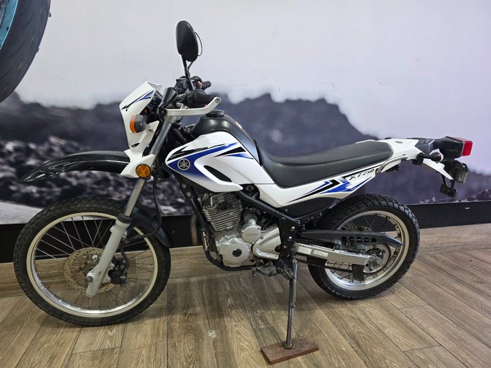 2009 Yamaha XT250 WHITE