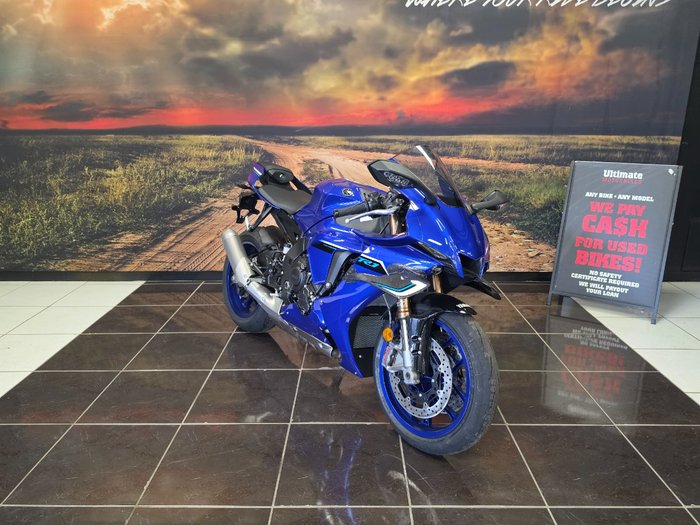 2025 Yamaha YZF-R1 BLUE