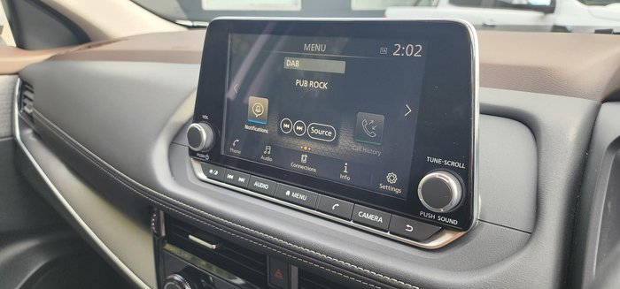 2025 Nissan X-TRAIL ST