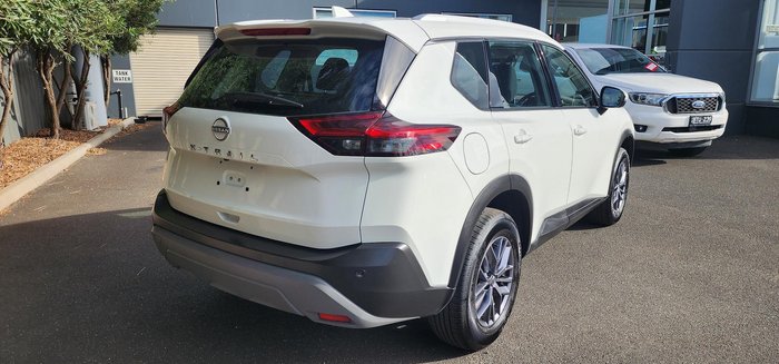2025 Nissan X-TRAIL ST