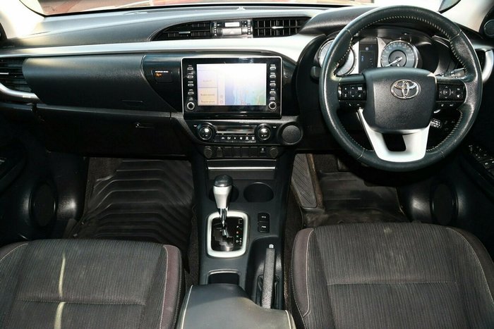 2022 Toyota Hilux SR5 Hi-Rider