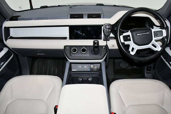 2023 Land Rover Defender 110 D300 SE