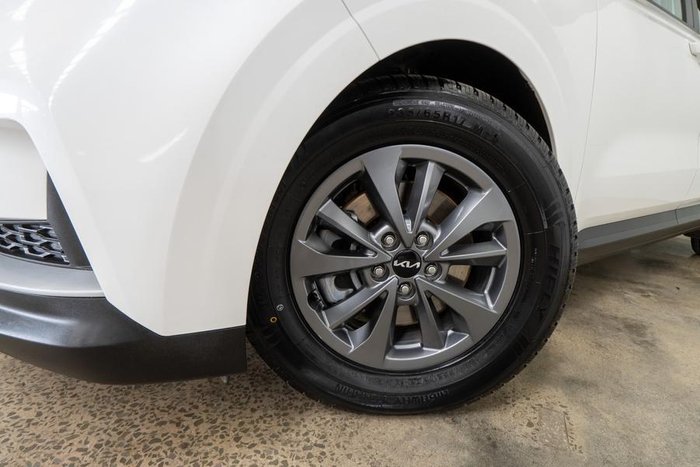 2023 Kia Carnival S