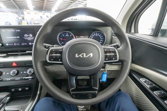 2023 Kia Carnival S