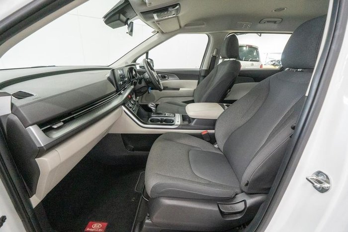 2023 Kia Carnival S