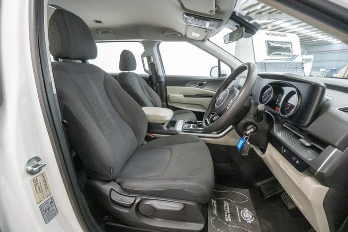 2023 Kia Carnival S