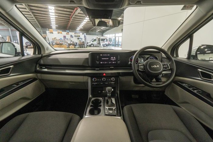 2023 Kia Carnival S