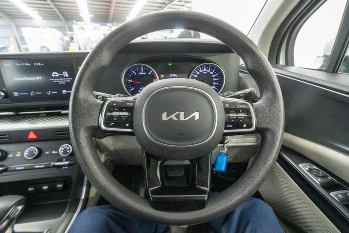 2023 Kia Carnival S