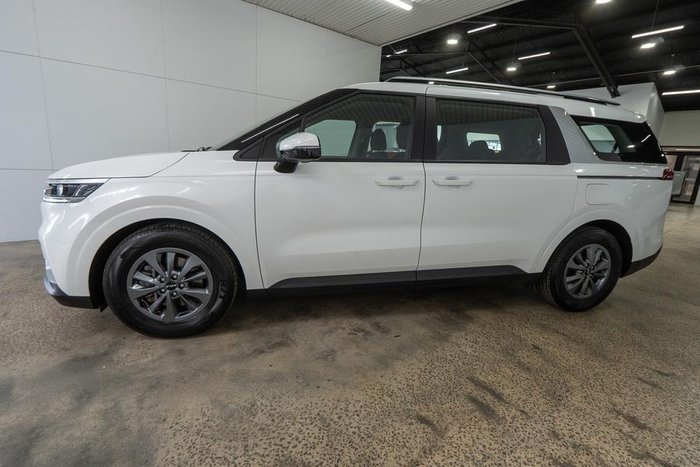 2023 Kia Carnival S