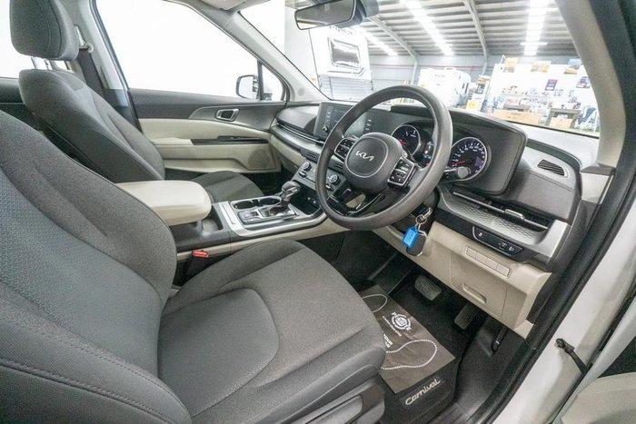 2023 Kia Carnival S