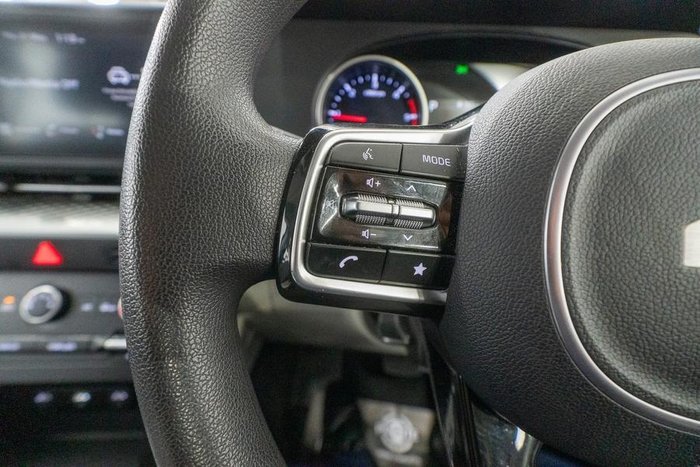 2023 Kia Carnival S