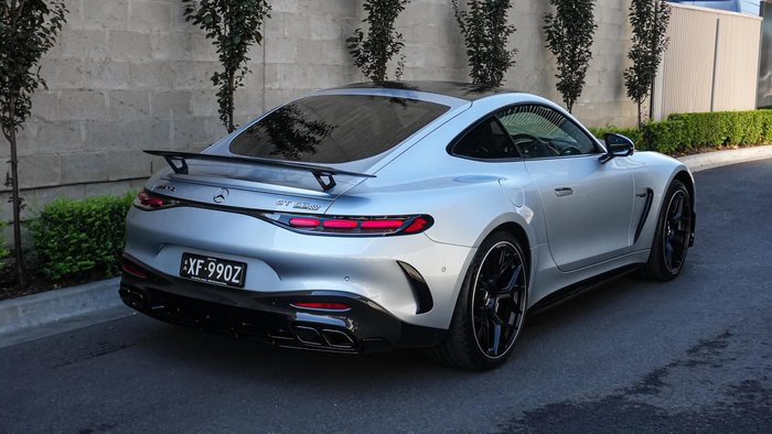 2025 Mercedes-Benz AMG GT 63 PRO